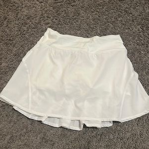 White lulu lemon tennis skirt